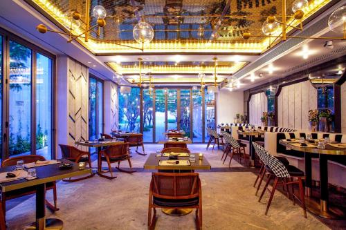 레스토랑, 바바 비치 클럽 후아힌 차암 럭셔리 풀 빌라 호텔 바이 스리 판와 (Baba Beach Club Hua Hin Cha Am Luxury Pool Villa Hotel by Sri Panwa) in 차암 비치프런트 레스토랑, 바바 비치 클럽 후아힌 차암 럭셔리 풀 빌라 호텔 바이 스리 판와 (Baba Beach Club Hua Hin Cha Am Luxury Pool Villa Hotel by Sri Panwa) in 차암 비치프런트