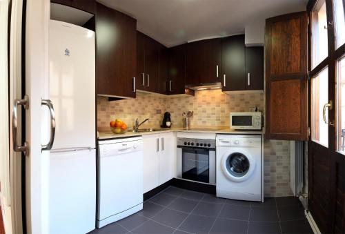 Kitchen, Laila Home in Barbastro Kitchen, Laila Home in Barbastro