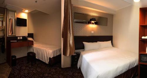 泛達太子軒 (Lander Inn) in 旺角 泛達太子軒 (Lander Inn) in 旺角