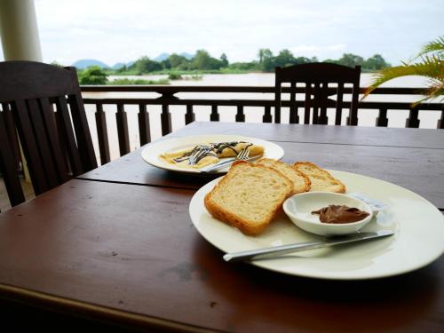 Hrana in pijača, Dondet Hotel in Muang Khong Hrana in pijača, Dondet Hotel in Muang Khong