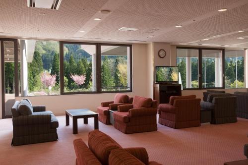 Lobby, Tateyama Kokusai Hotel near Tateyama Kurobe Alpine Route Lobby, Tateyama Kokusai Hotel near Tateyama Kurobe Alpine Route