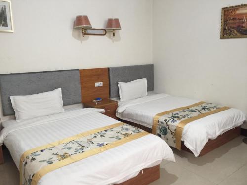 This photo about Huashan International Youth Hostel shared on HyHotel.com