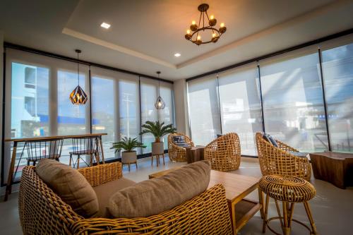 Triple Z Hotel near Baan Sillapin Artists Village Triple Z Hotel near Baan Sillapin Artists Village