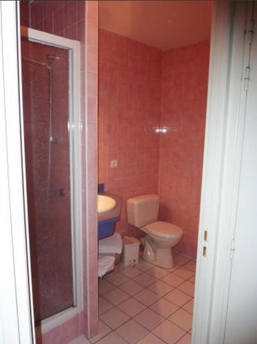 This photo about Hotel Restaurant du Pont-Vieux shared on HyHotel.com