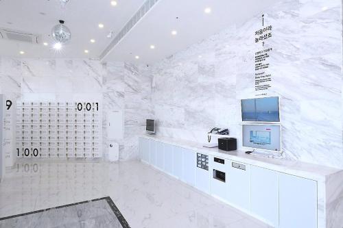 Gwanganli Hotel 1 in Busan Gwanganli Hotel 1 in Busan