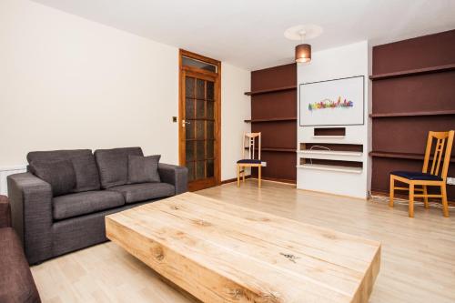 This photo about 3 Bedroom House with Terrace Near Canada Water Underground Station shared on HyHotel.com