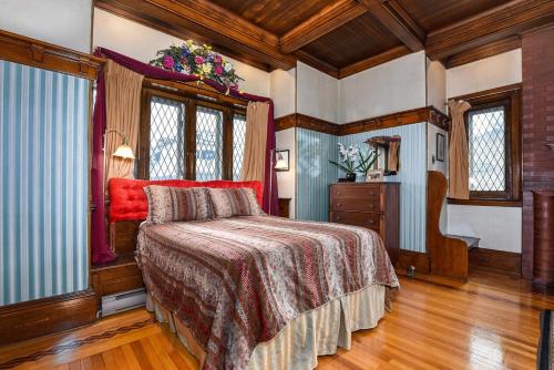 Ágy, Noble Suites in Brockville (Ontario) Ágy, Noble Suites in Brockville (Ontario)