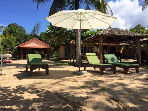 Gold Sand Beach Bungalow in Vung Bau Gold Sand Beach Bungalow in Vung Bau