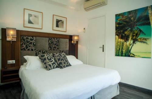Hotel B Lodge in Saint-Tropez Hotel B Lodge in Saint-Tropez