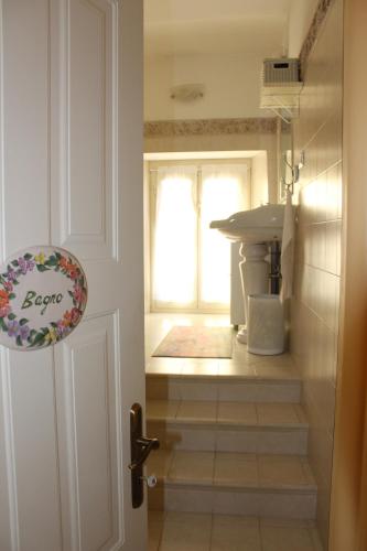 Bathroom, B&B Bouquet di fiori in Penne Bathroom, B&B Bouquet di fiori in Penne