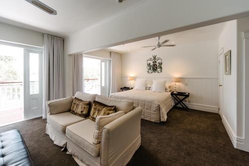 Duke Of Marlborough Hotel in Bay of Islands Duke Of Marlborough Hotel in Bay of Islands