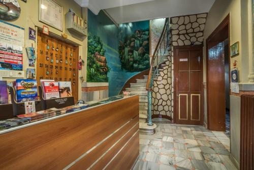 Vestíbulo, Yeni Hotel in İstanbul Vestíbulo, Yeni Hotel in İstanbul