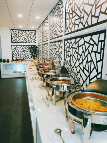 Food and beverages, Sunrise Hanoi Hotel in Hai Ba Trung District Food and beverages, Sunrise Hanoi Hotel in Hai Ba Trung District