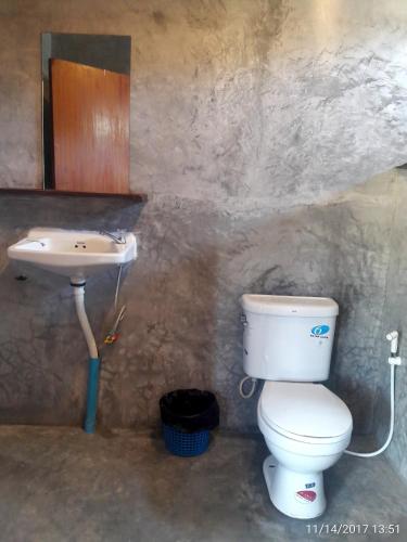 This photo about Sakai Bungalows shared on HyHotel.com