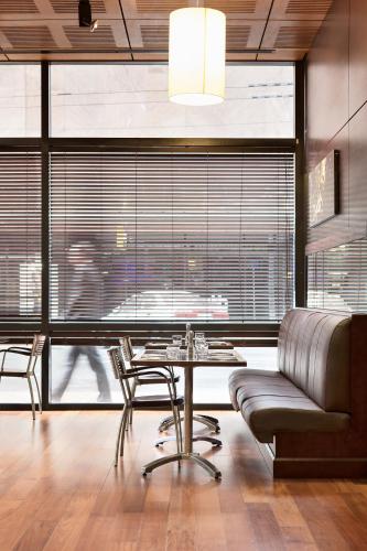 餐廳, 威靈頓宜必思飯店 (ibis Wellington) in 威靈頓 餐廳, 威靈頓宜必思飯店 (ibis Wellington) in 威靈頓