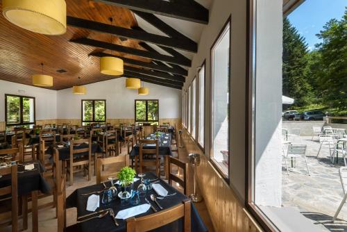 Camping Selva de Oza in Hecho Camping Selva de Oza in Hecho