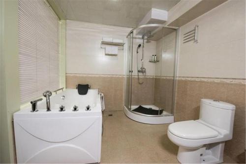 This photo about Hongyun Hotel Lanzhou shared on HyHotel.com