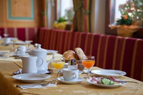 Food and beverages, Pension Schierl in Faistenau Food and beverages, Pension Schierl in Faistenau