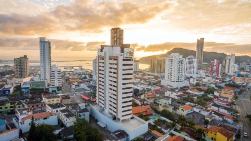 This photo about Innovare Slim Hotel - Itajai/Navegantes shared on HyHotel.com