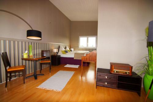 Hotel Rheingold in เยิร์นสไฮม์ Hotel Rheingold in เยิร์นสไฮม์