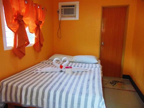 This photo about Stefanie Grace Paradise Inn shared on HyHotel.com