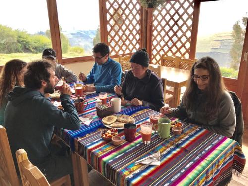 Паб/Коктейль-бар, Turismo Comunitario La Esperanza in Чімборасо Паб/Коктейль-бар, Turismo Comunitario La Esperanza in Чімборасо