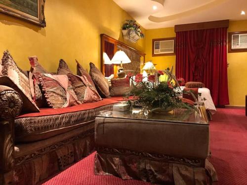 AlAtheer Aparthotel
AlAtheer Aparthotel