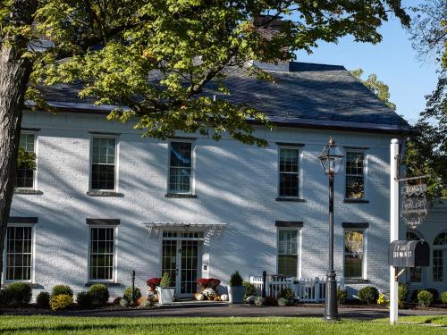 This photo about Stagecoach Inn shared on HyHotel.com