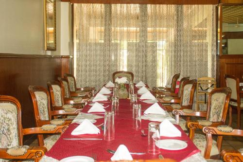 חדרי ישיבות / אולמי אירועים, Lake View Resort Hotel in Mbarara חדרי ישיבות / אולמי אירועים, Lake View Resort Hotel in Mbarara