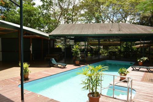 スイミングプール, レインフォレスト エコ ロッジ (Rainforest Eco Lodge) in スバ スイミングプール, レインフォレスト エコ ロッジ (Rainforest Eco Lodge) in スバ