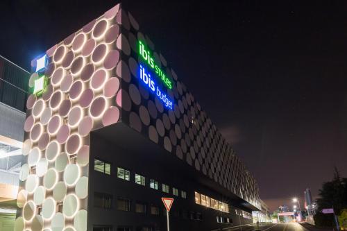 A szálláshely kívülről, ibis Styles Genève Palexpo Aéroport near Jardin Botanique Alpin de Meyrin A szálláshely kívülről, ibis Styles Genève Palexpo Aéroport near Jardin Botanique Alpin de Meyrin