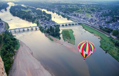 This photo about CoTTAGE LA VILLA BOLERO shared on HyHotel.com