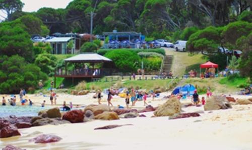 This photo about Mermaid Holiday Units shared on HyHotel.com