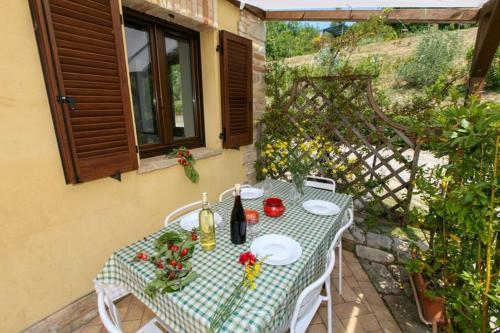 Agriturismo Il Sentiero in Montalto delle Marche Agriturismo Il Sentiero in Montalto delle Marche