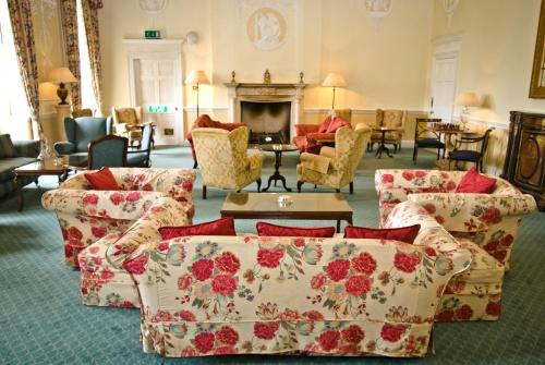 Pub/Área de Estar, Culloden House Hotel near Aeroporto de Inverness Pub/Área de Estar, Culloden House Hotel near Aeroporto de Inverness
