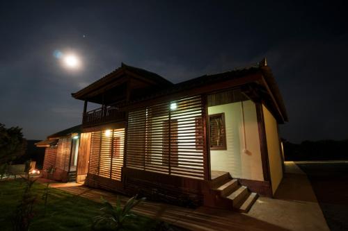 Exterior view, Ratanakiri Paradise Hotel & Restaurant in Phum Pir Exterior view, Ratanakiri Paradise Hotel & Restaurant in Phum Pir