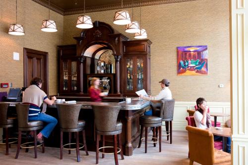 Bar/lounge, New Sheridan Hotel in Telluride (CO) Bar/lounge, New Sheridan Hotel in Telluride (CO)