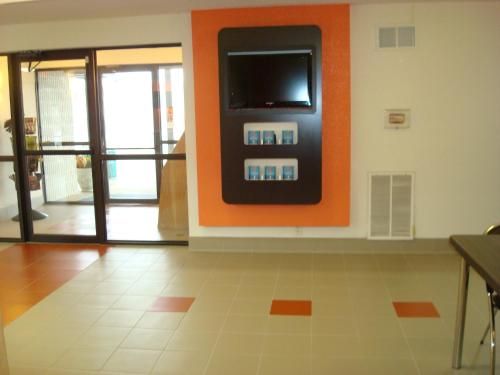Αίθουσα υποδοχής, Motel 6-Arkadelphia, AR in Αρκαντέλφια Αίθουσα υποδοχής, Motel 6-Arkadelphia, AR in Αρκαντέλφια