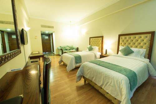 This photo about Hotel De Papae shared on HyHotel.com