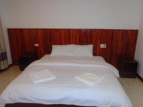 Phouluang Hotel in Xieng Khouang Phouluang Hotel in Xieng Khouang