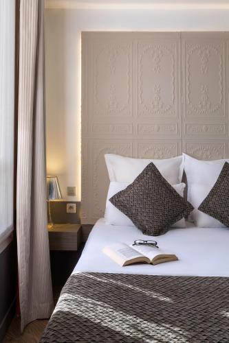 Contact Hotel Alize Montmartre in Opera Contact Hotel Alize Montmartre in Opera