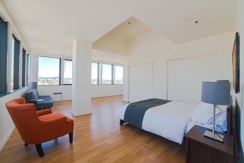 Hollywood Audrey Apartment
Hollywood Audrey Apartment