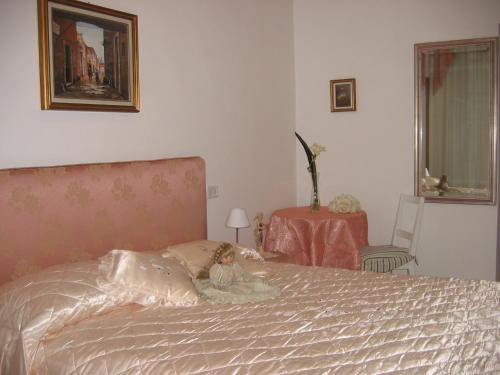 Hotel Emily House
