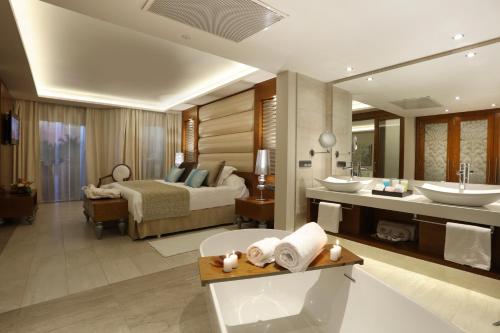 Majestic Mirage Punta Cana - All Suites - All Inclusive in Punta Cana Majestic Mirage Punta Cana - All Suites - All Inclusive in Punta Cana
