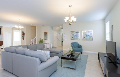 在meiguo.com看到的Amazing 6BD House in Resort with Private Pool and Spa - 1451的介绍图片