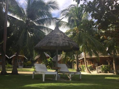 クリフ サイド ビーチ リゾート アンド コテージ (Cliff Side Beach Resort and Cottages) in シキホル島 クリフ サイド ビーチ リゾート アンド コテージ (Cliff Side Beach Resort and Cottages) in シキホル島