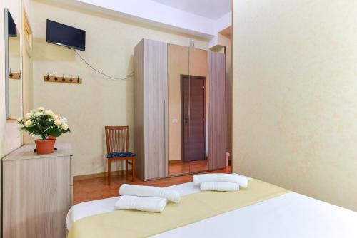 This photo about B&B Rome Termini House shared on HyHotel.com