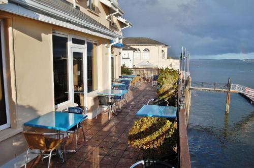 Terraza/balcón, WatersEdge Hotel in Cobh Terraza/balcón, WatersEdge Hotel in Cobh