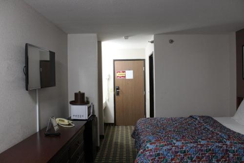 在meiguo.com看到的Asteria Inn and Suites Maple Grove的介绍图片