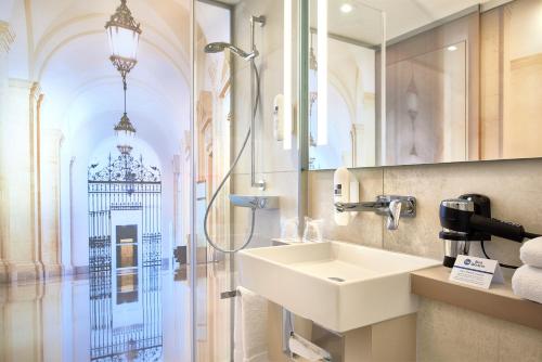 This photo about Best Western Hotel Leipzig City Centre shared on HyHotel.com